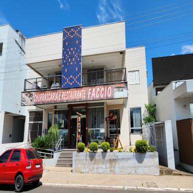 PRÉDIO COMERCIAL EM UMA DAS MELHORES AV DE ROLANTE