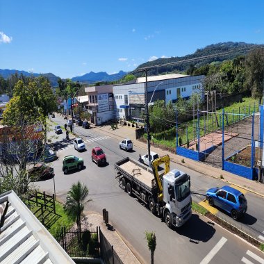 TERRENO COMERCIAL COM LOCALIZAÇÃO PRIVILEGIADA EM ROLANTE / 560m², 14m de frente