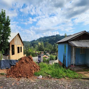 TERRENO NO LOTEAMENTO MORADAS DO SOL / em Rolante, com 300m²